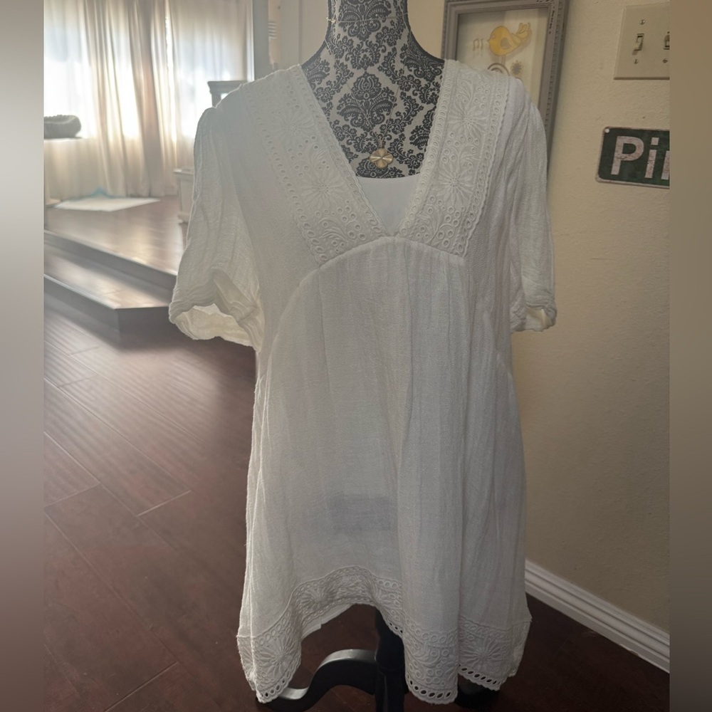 ZARA Embroidered Ivory Tunic -Size XXL/NWT Originally $49.99 -Selling for $30.00